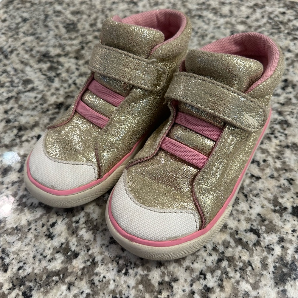 See Kai Run High Top Drew Sneaker